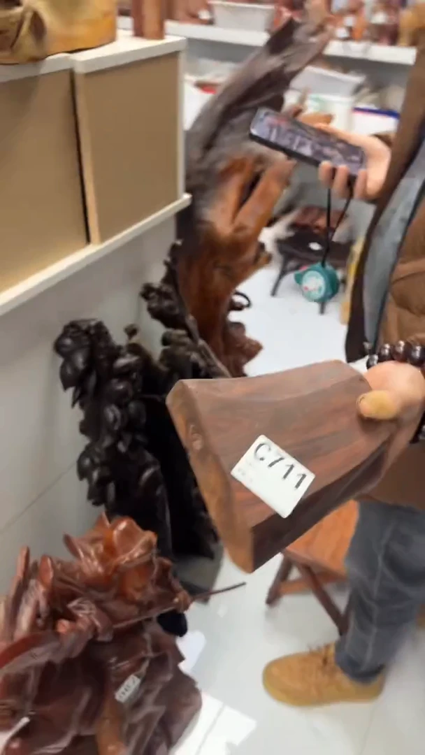 交趾黄檀（大红酸枝）工艺品888888888