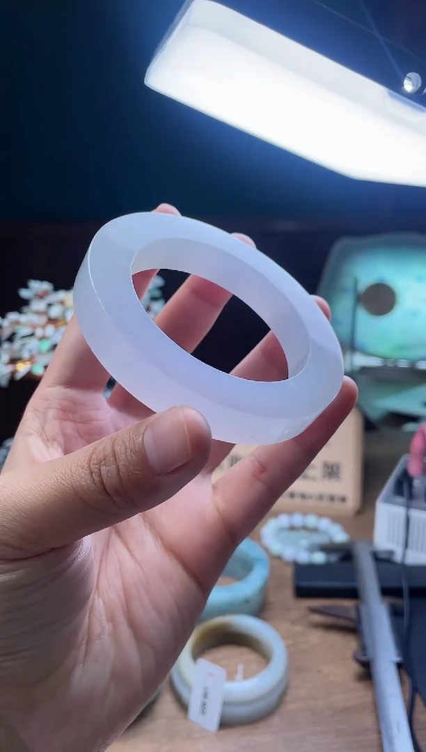 【闪购商品】定制翡翠手镯未镶嵌 定制