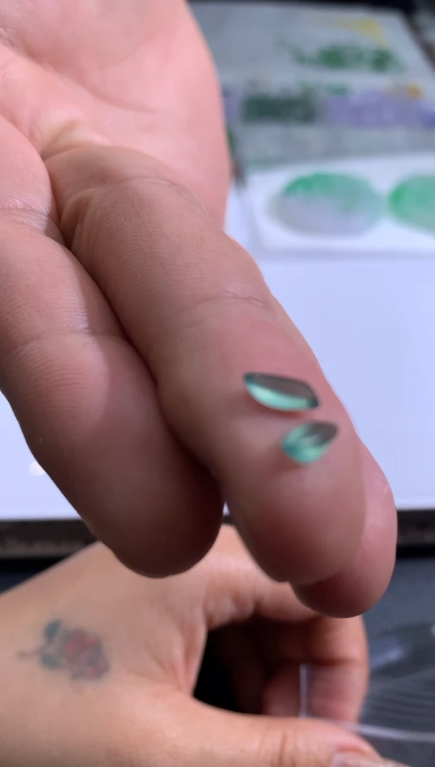 【闪购商品】定制翡翠未镶嵌翡翠