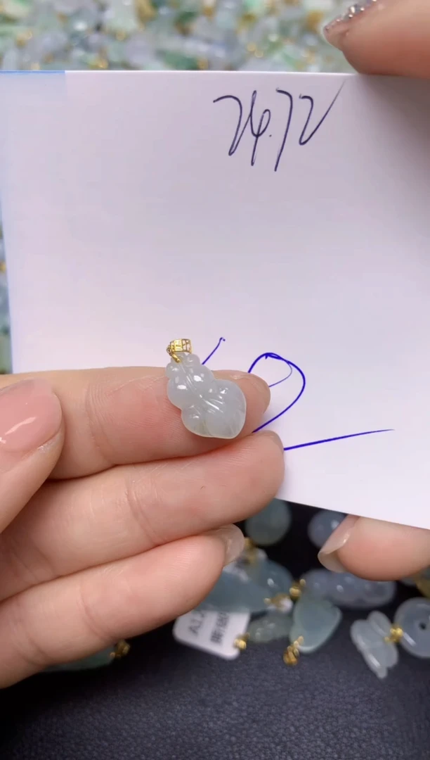 【闪购商品】翡翠挂件18K金镶嵌 天然翡翠A货