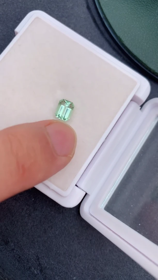 裸石未镶嵌碧玺1.2ct绿碧玺AC