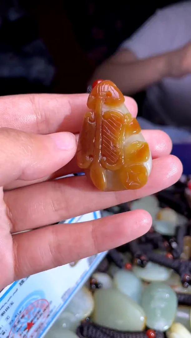 和田玉未镶嵌挂件1