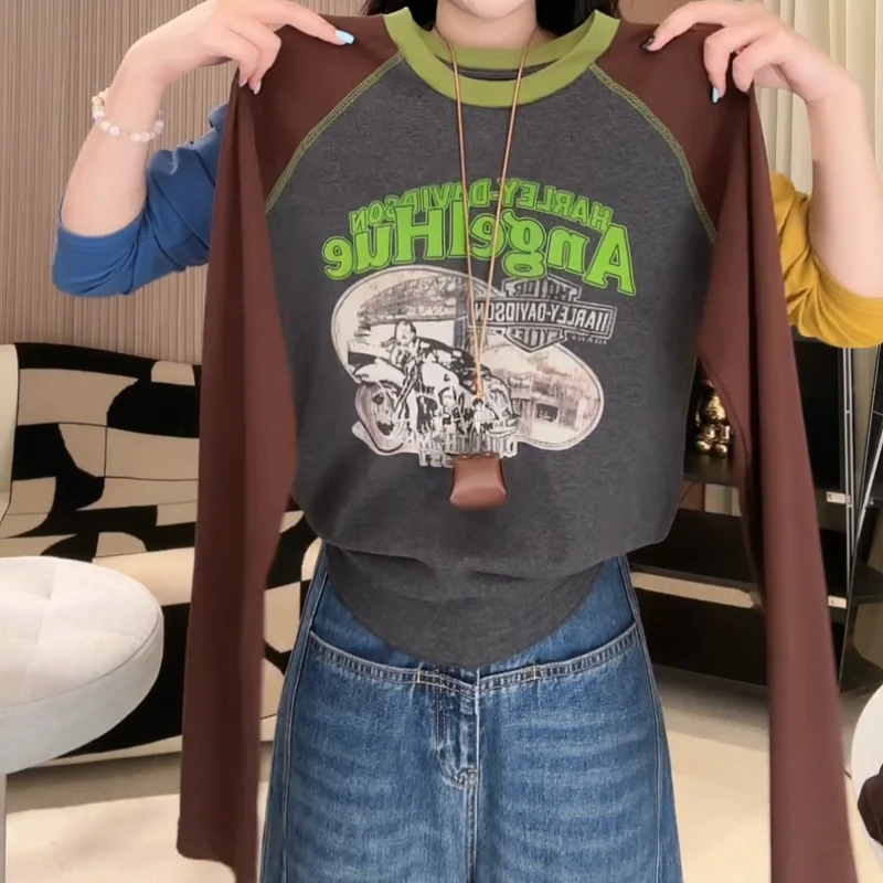 【柏林街道】设计早秋新颖氛围感配色减龄显瘦长袖LK2507256