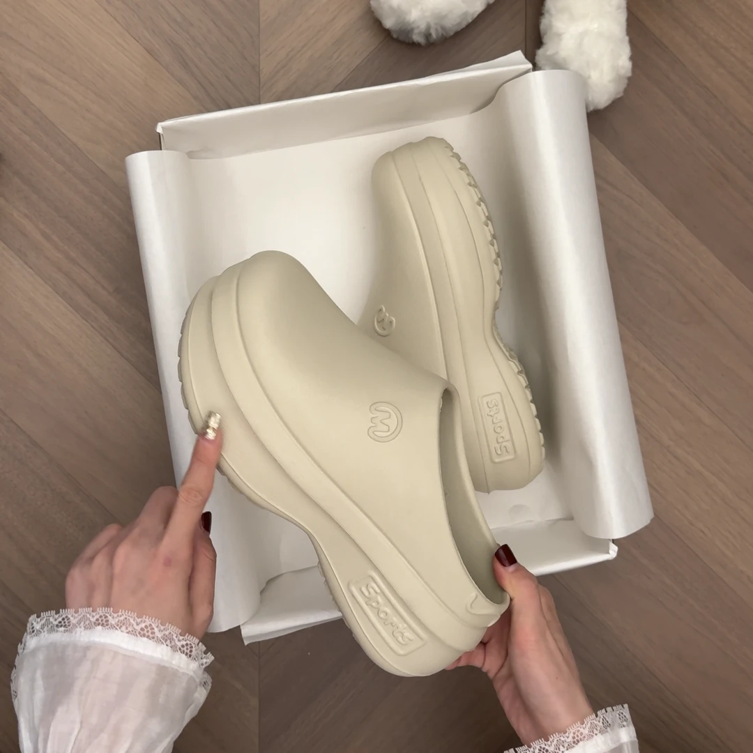 厚底包头半拖鞋女外穿2025新款轻便防滑防水增高厨师鞋ins洞洞鞋