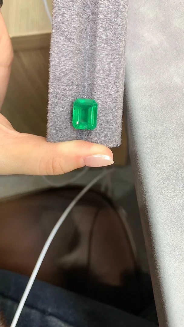 裸石祖母绿沃顿绿裸石8.45ct