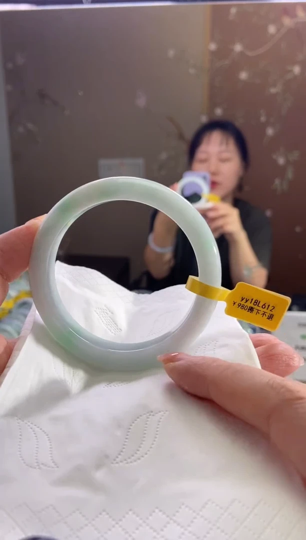 未镶嵌手镯翡翠61.2圈口d