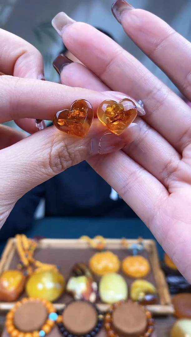 【闪购商品】琥珀裸石未镶嵌 全国 包邮