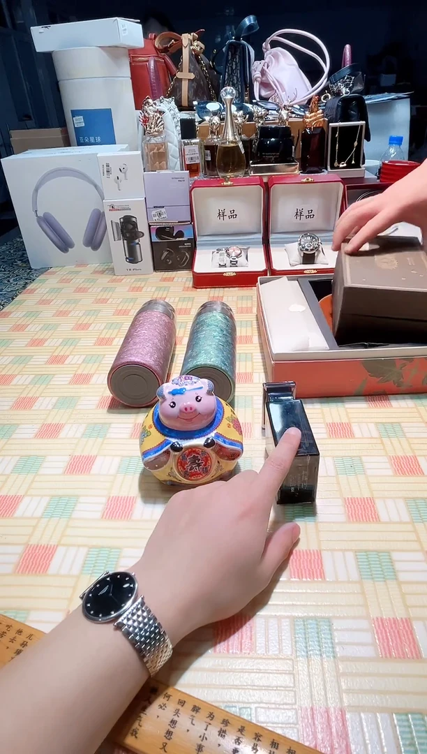 瓷片瓷器 库房到期 全部地板价@@1