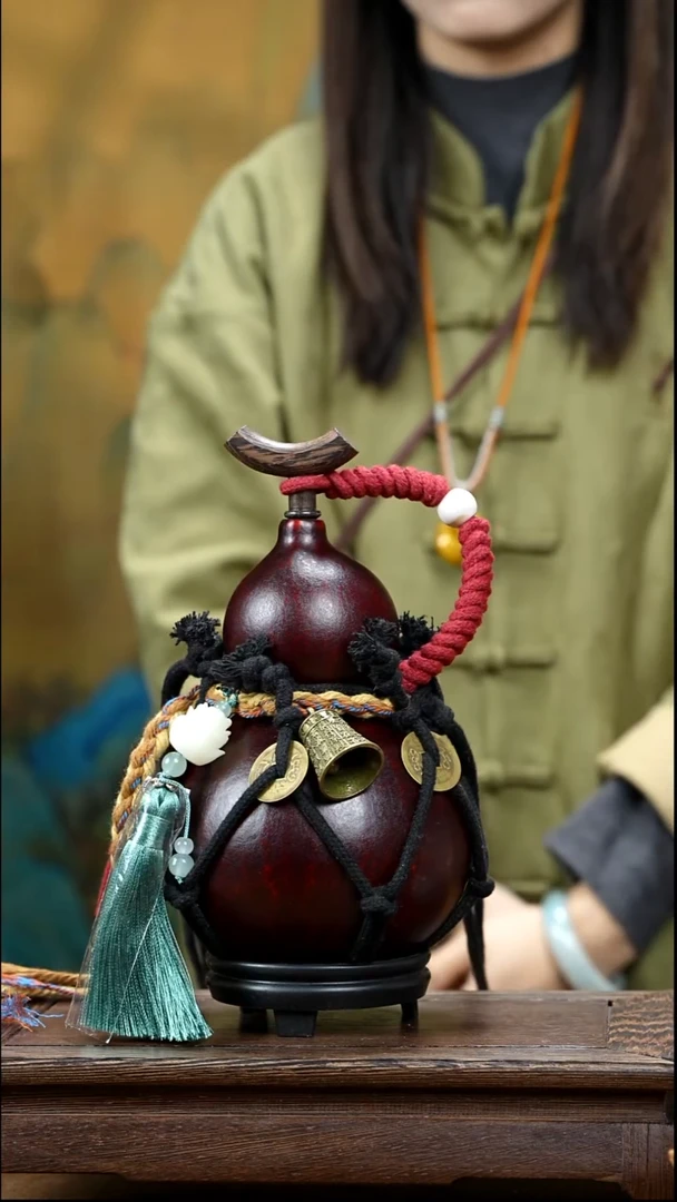 YR047复古网兜款天然酒葫芦（一物一拍）