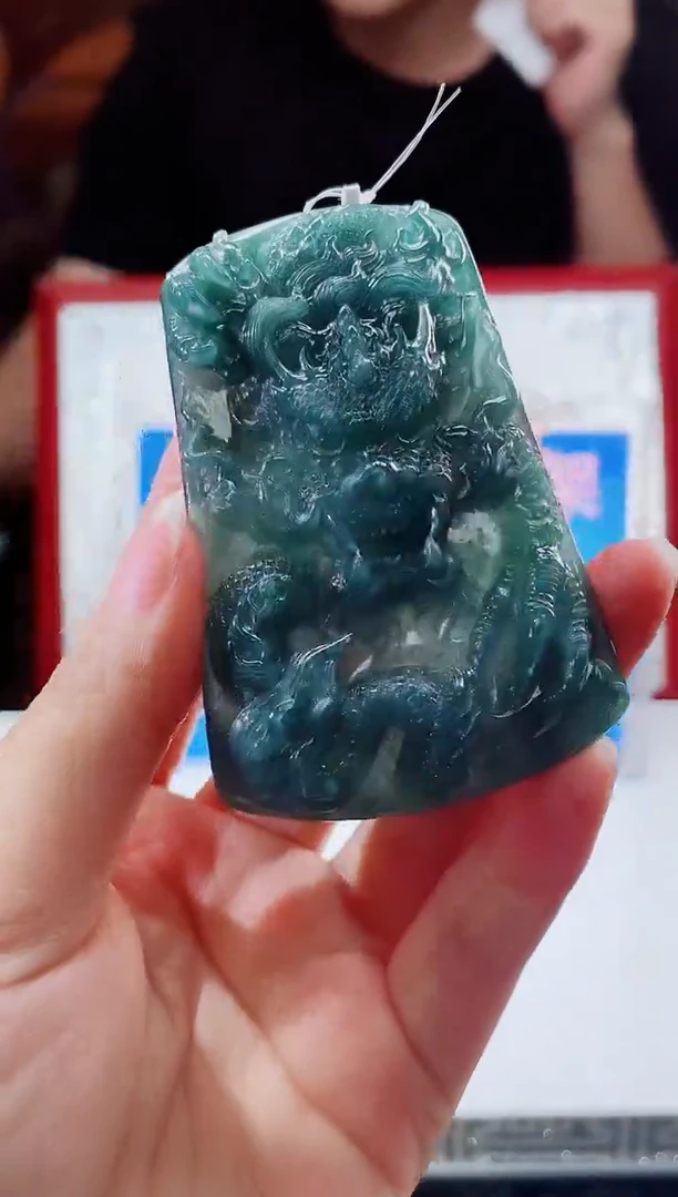 颈饰未镶嵌翡翠多样性发其一