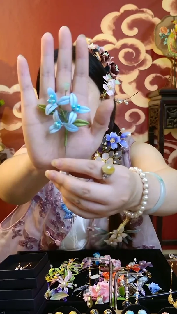 刺绣非遗纯手工绒花