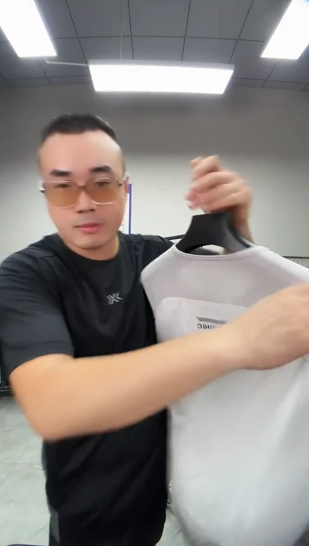 3编码170男装清货孤品