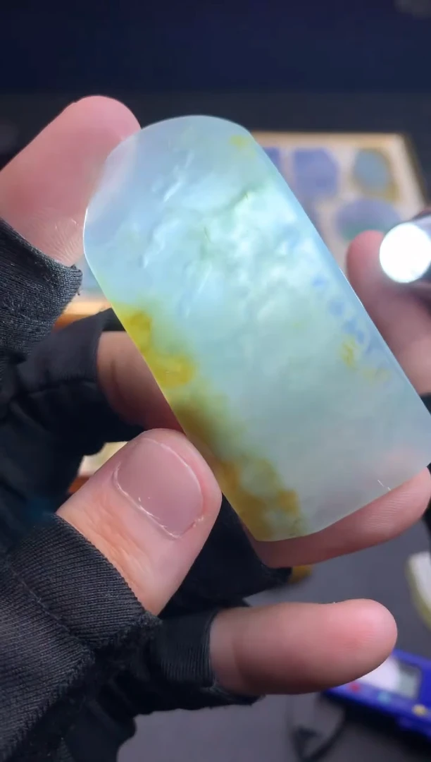 定制翡翠未镶嵌天然翡翠裸石