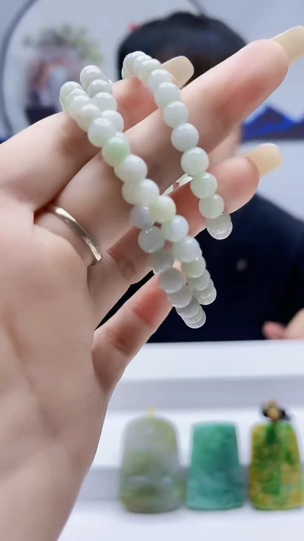 未镶嵌定制翡翠毛货挂件23