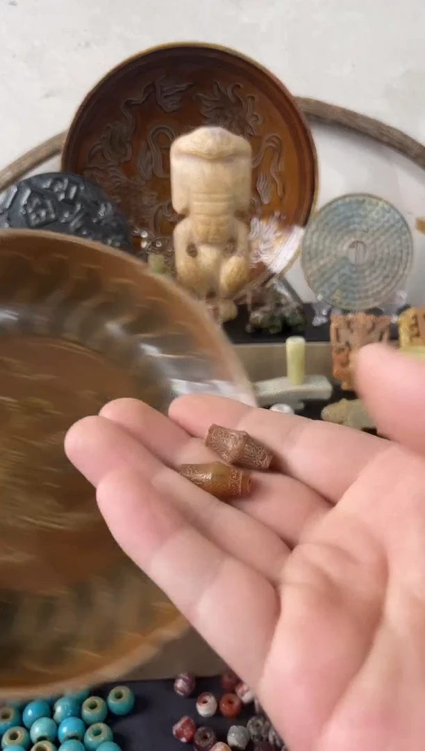 瓷片蝶形，瓷瓷瓷瓷瓷瓷瓷瓷瓷瓷瓷瓷瓷瓷瓷瓷