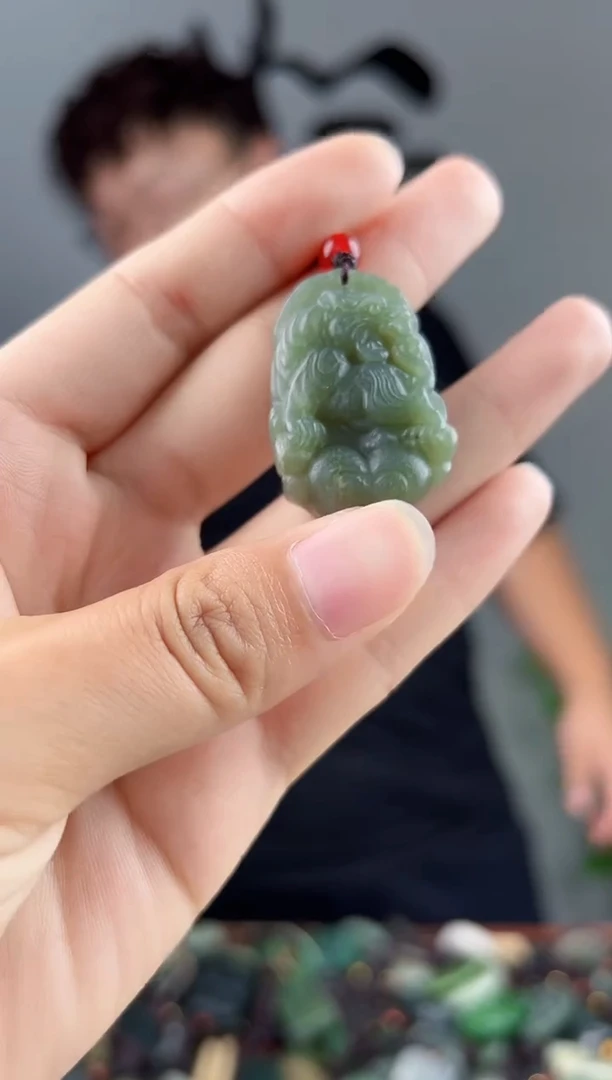 未镶嵌和田玉挂件拍一发一，多样性发货
