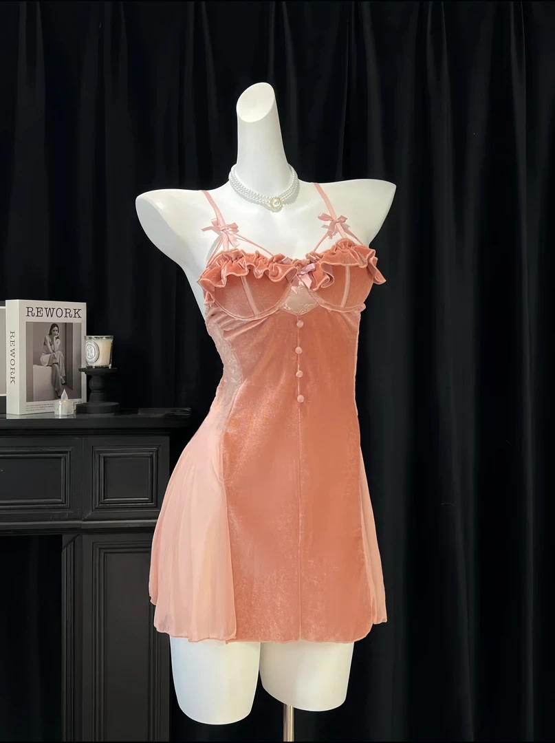 潮汐【80-130斤】法式 性感丝绒吊带木耳花边睡裙