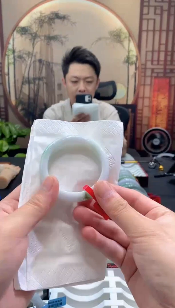 未镶嵌手镯翡翠000070994