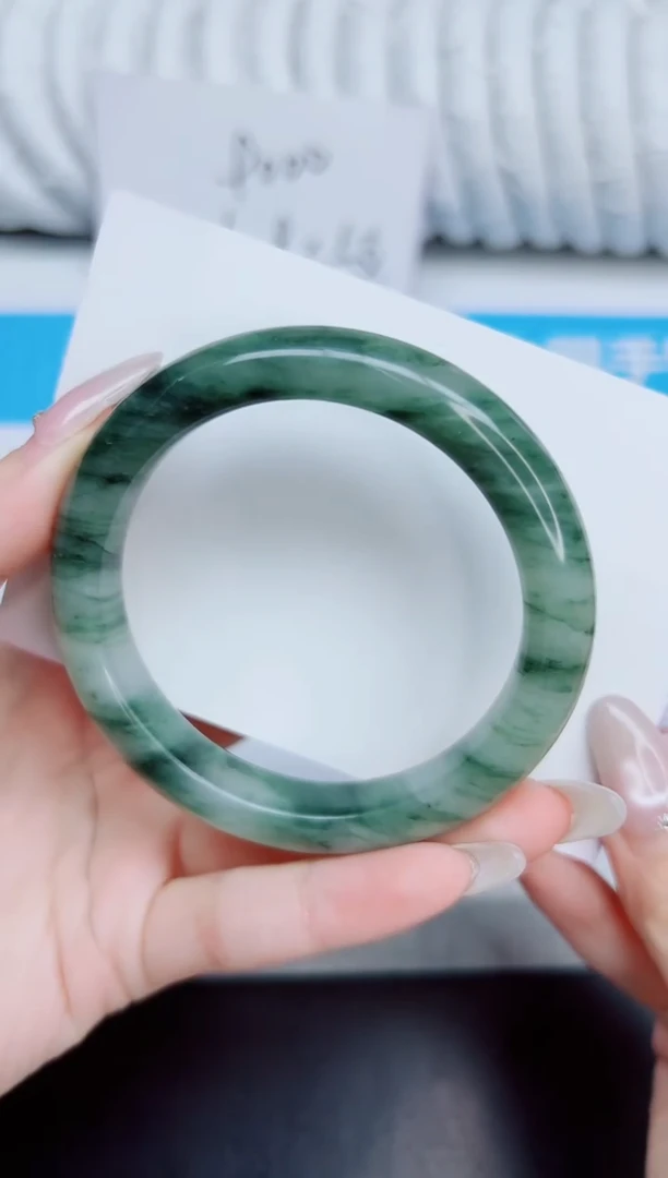 未镶嵌手镯石英质玉216/55.5