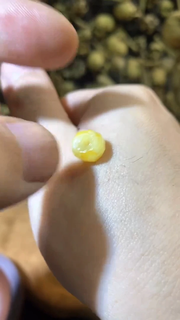 【闪购商品】琥珀颈饰未镶嵌71蜜蜡无相隔珠卡子