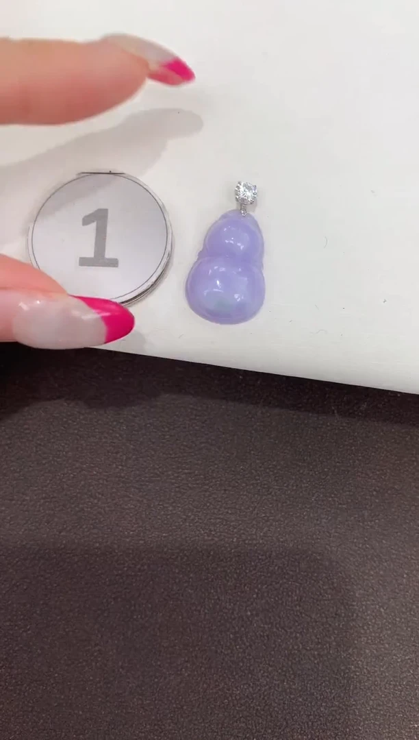 颈饰18K金镶嵌翡翠天然缅翠甸a货