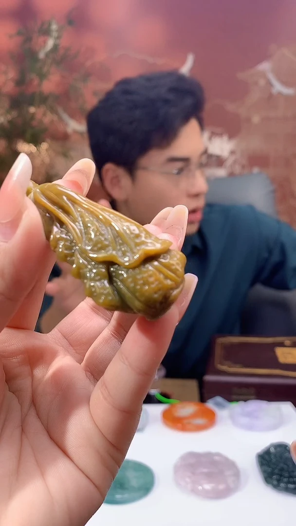【闪购商品】定制翡翠未镶嵌1002xx-毛货挂件8
