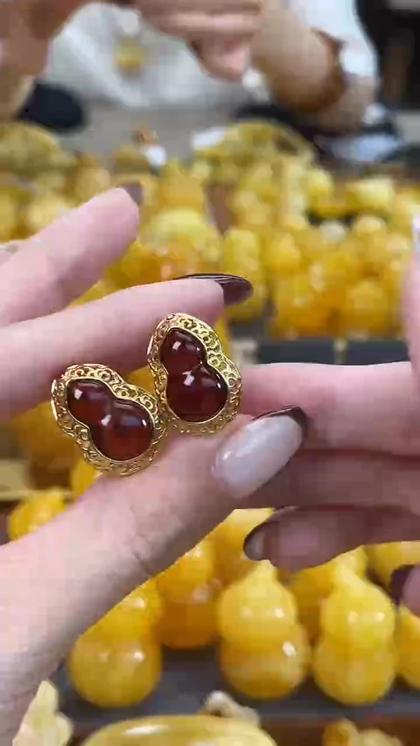 裸石琥珀银S925镶嵌多样性发货发其一J18