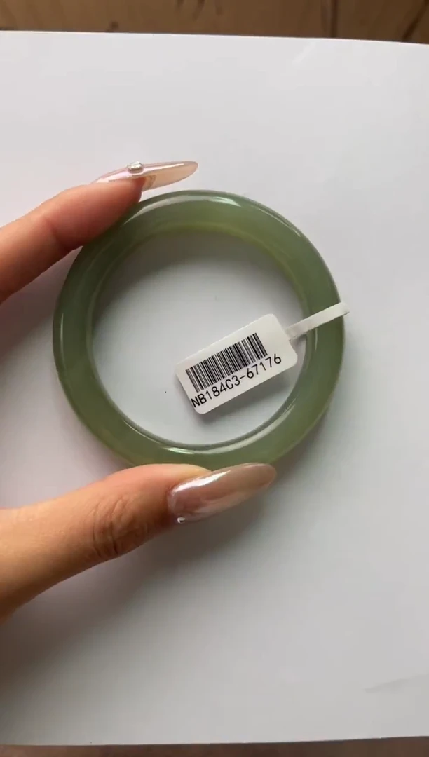 未镶嵌手镯和田玉56+