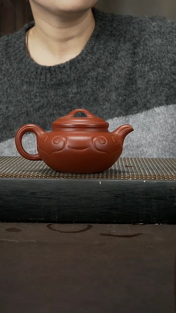 【闪购商品】紫砂茶壶朱泥 仿古如意 270cc 077