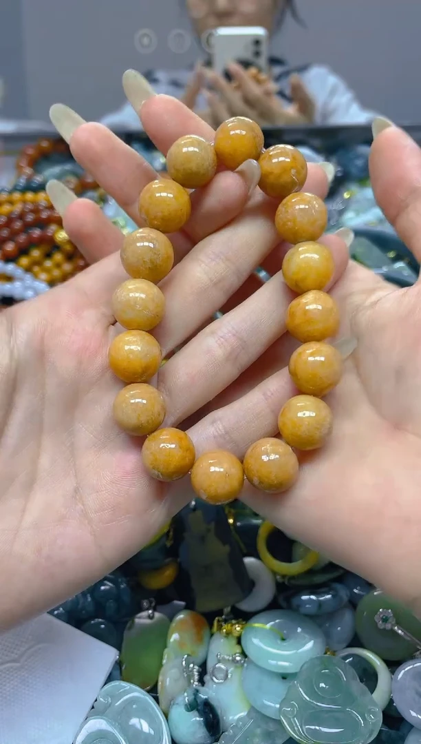 颈饰未镶嵌翡翠13MM/ T /翡翠A货，一件也是批发价