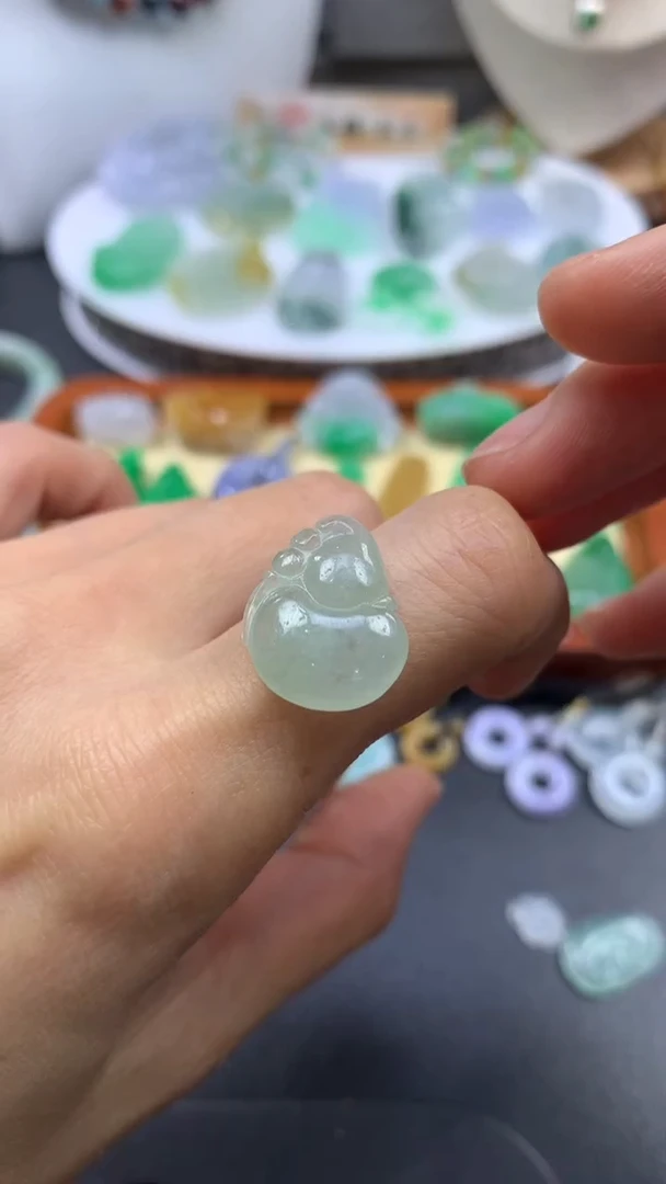 【闪购商品】定制翡翠未镶嵌翡翠