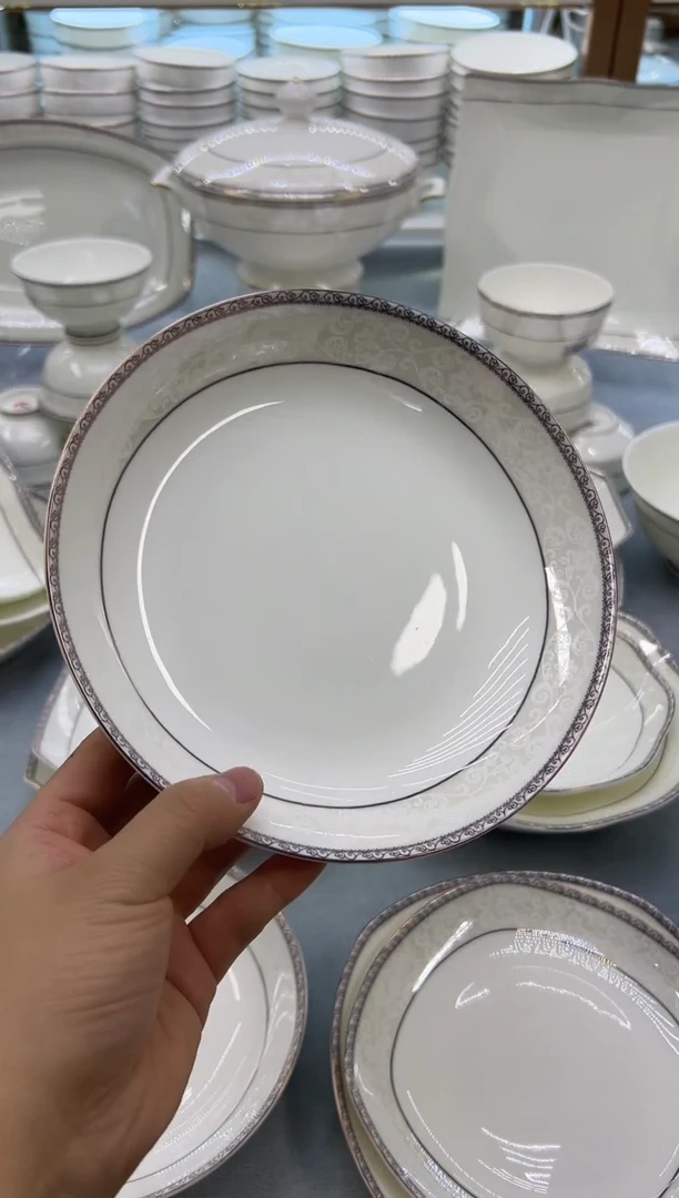 骨瓷玲珑8饭4个