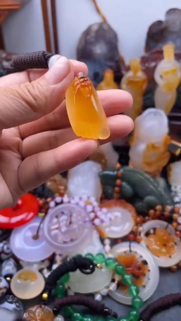 玛瑙/玉髓颈饰未镶嵌AA