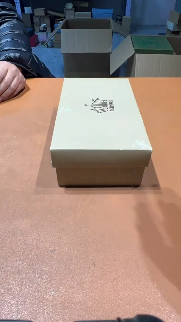 摆件朵**胆阿达西日瓷摆件790