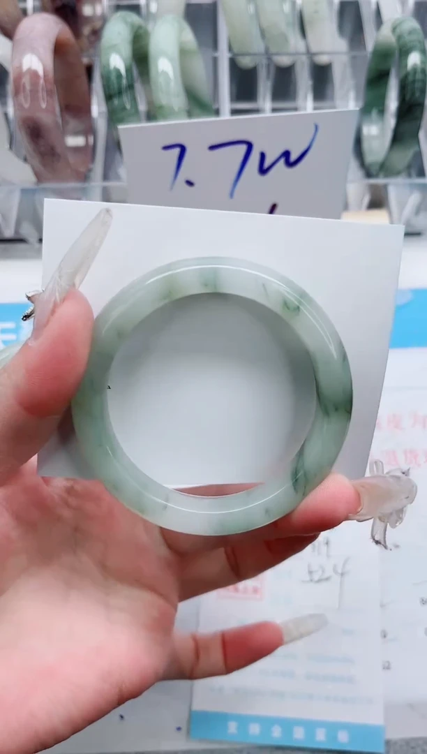 【闪购商品】石英质玉手镯未镶嵌A319-52.4