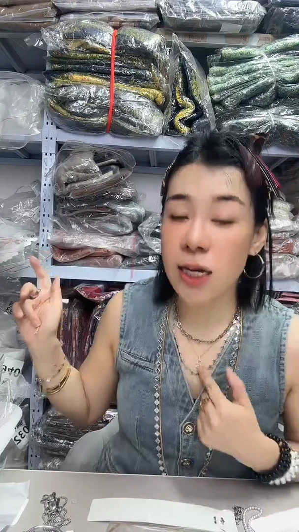 聚酯纤维芳姐福利饰品013