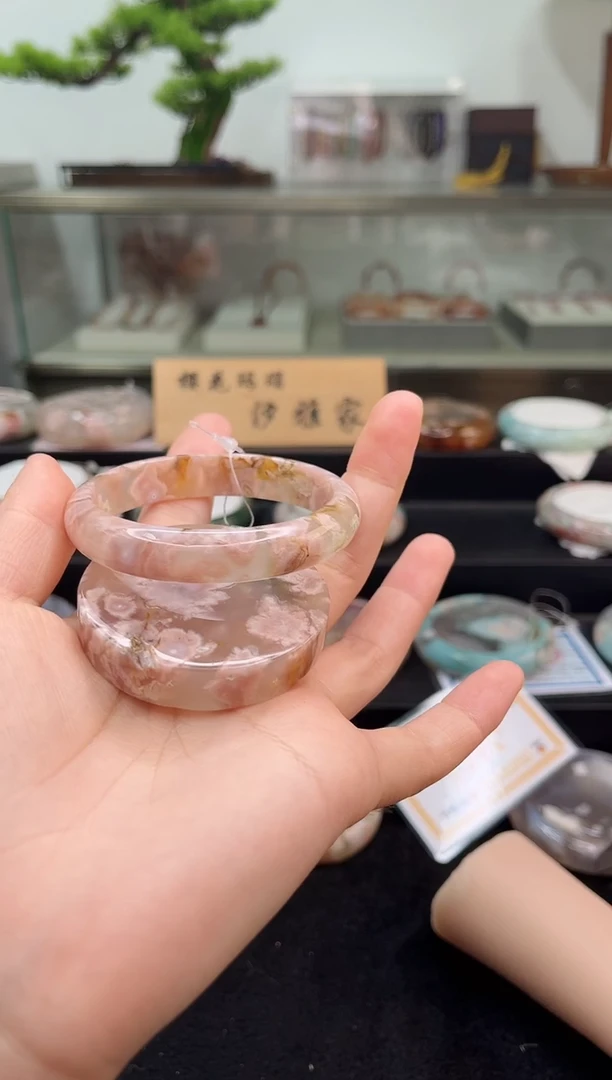 未镶嵌手镯石英质玉56圈口（赠品镯心）S961024