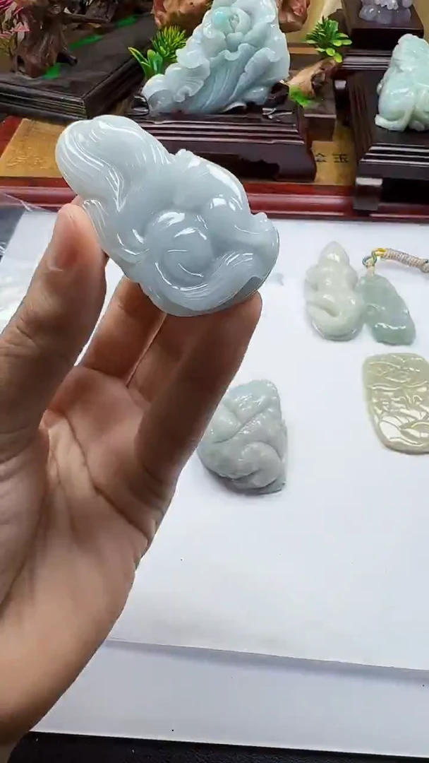 吊坠(不含链)未镶嵌翡翠1