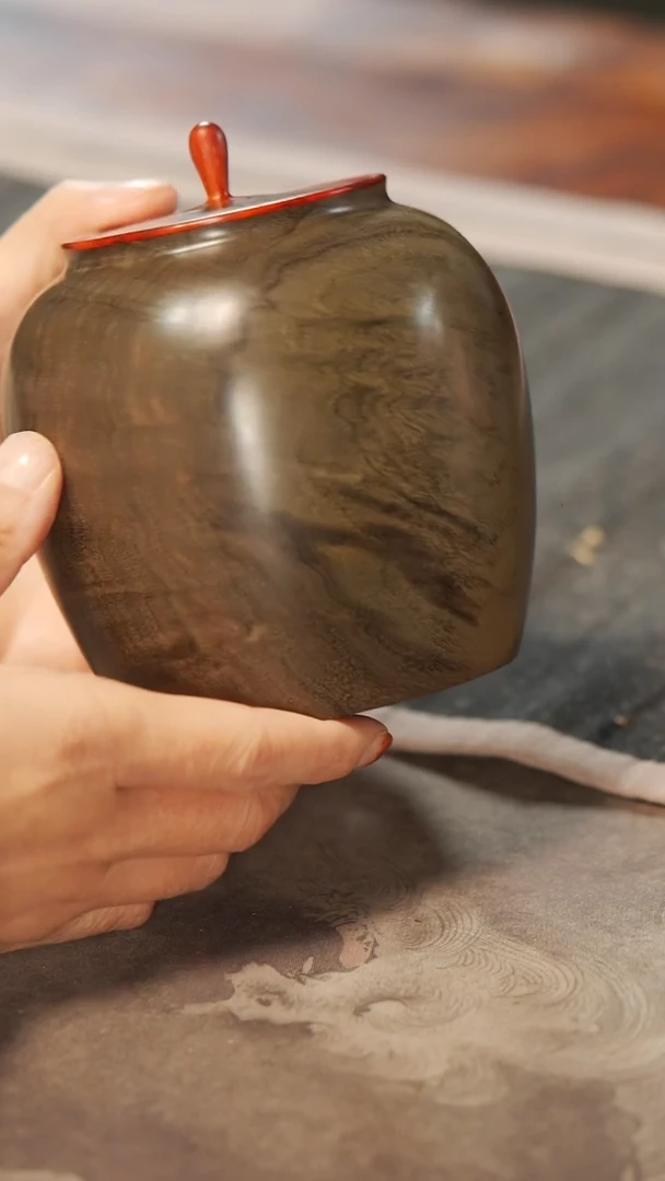 【闪购商品】金丝楠木雕717满花纹茶仓醒茶罐