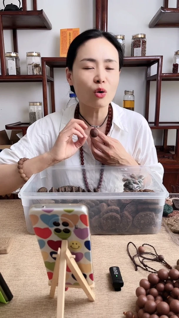 泥塑龙涎香香方锁骨链单珠