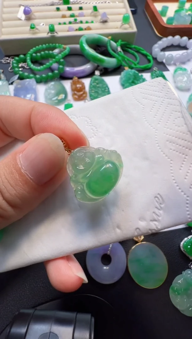 吊坠(不含链)18K金镶嵌翡翠1880