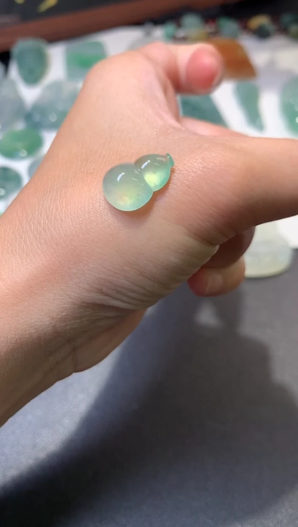 未镶嵌定制翡翠毛货