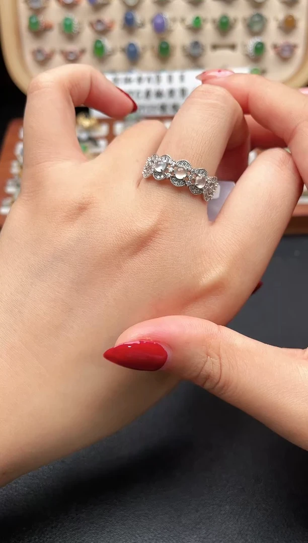 银S925镶嵌戒指翡翠一物一证一礼盒