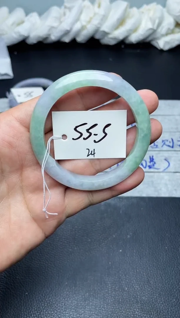 未镶嵌手镯翡翠24