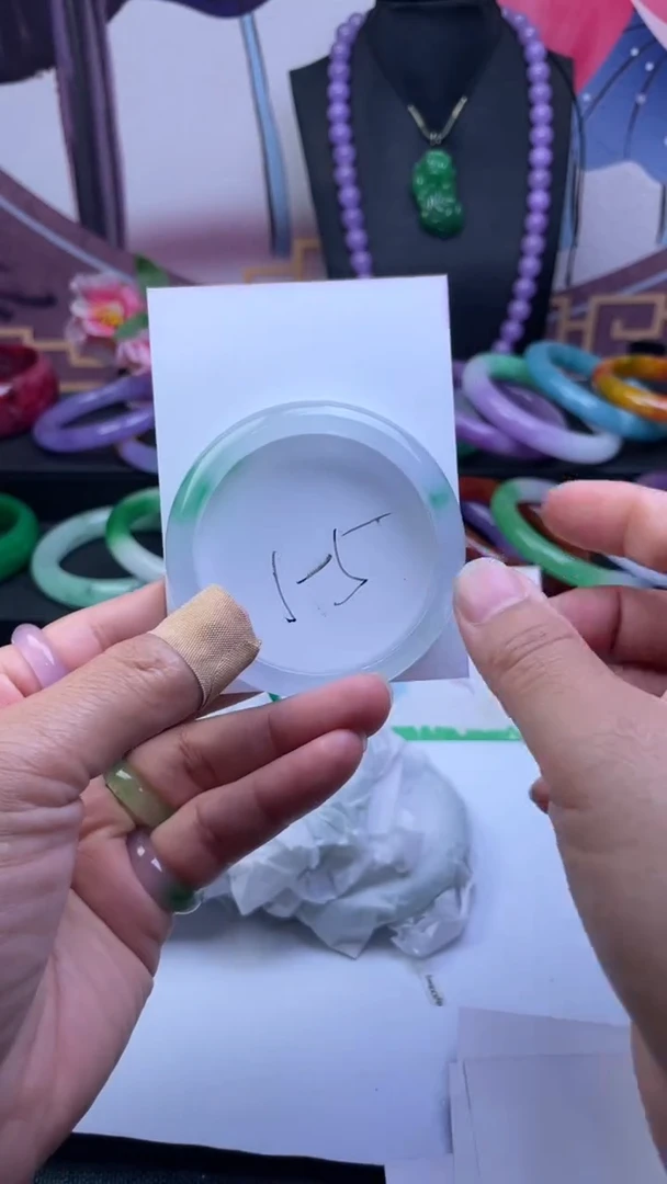 非金属仿水晶手镯