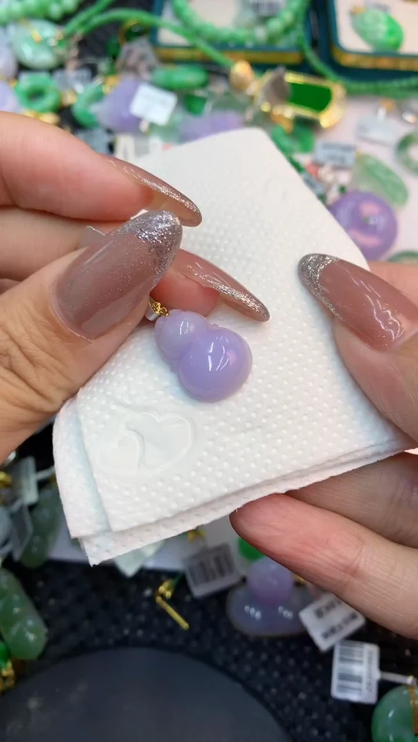 颈饰18K金镶嵌翡翠1