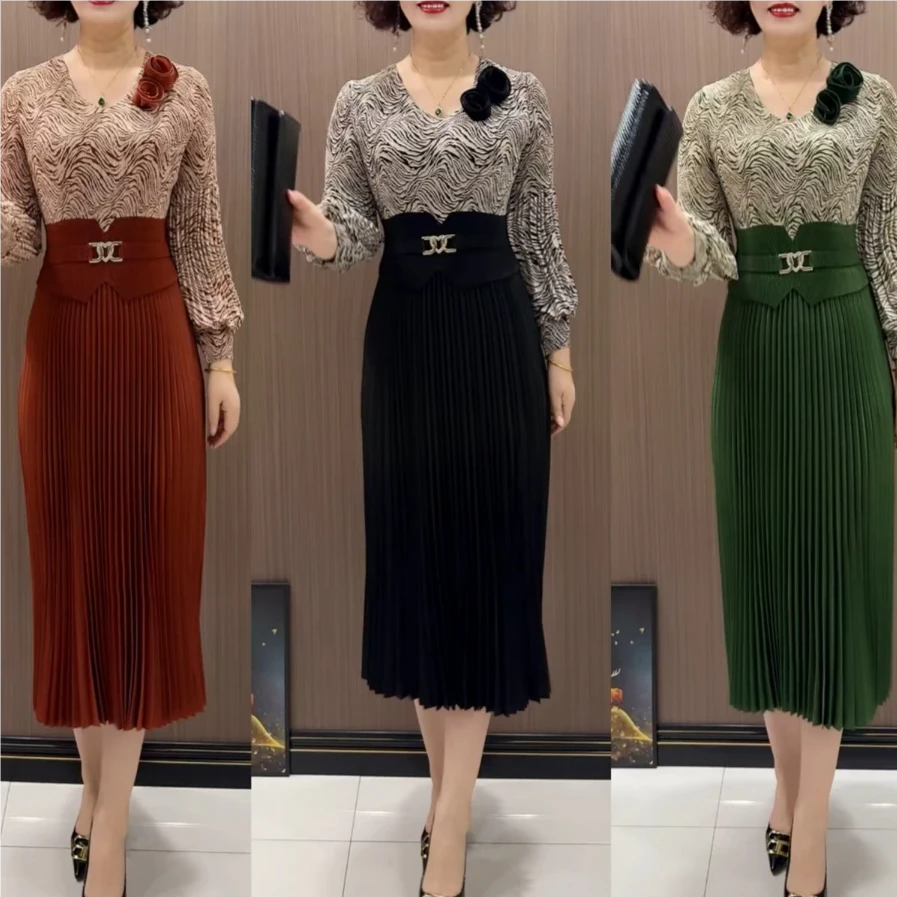 春季新款时尚休闲V领拼接假两件褶皱宽松显瘦减龄连衣裙妈妈装