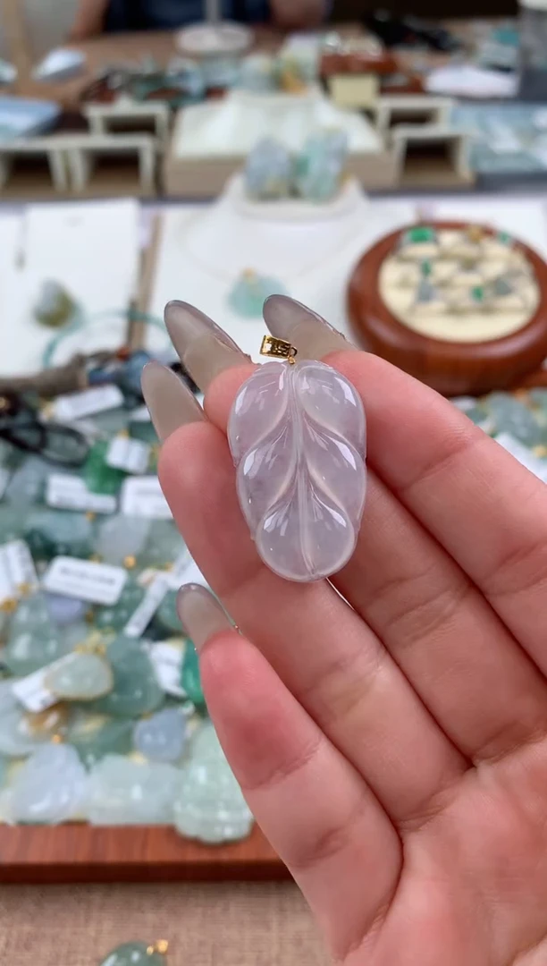 【闪购商品】翡翠颈饰18K金镶嵌天然A货翡翠挂件