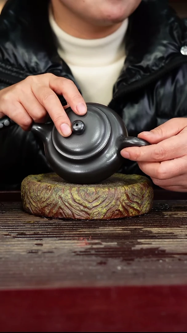 宜兴原矿紫砂壶茶壶宜兴原矿紫砂壶茶壶200C