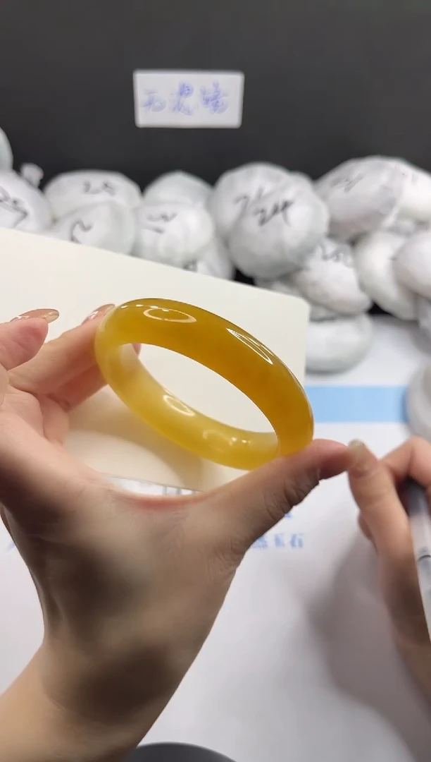 未镶嵌手镯石英质玉多样性发货L88